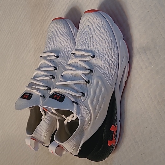Under Armour HOVR Phantom 2 RNANY CN 'White' 3026070-100 - Picture 2 of 7